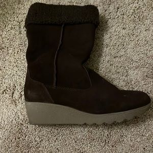 Lined Lands End wedge booties